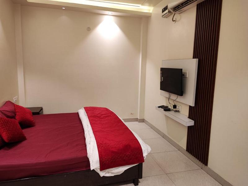 Sun Moon Residency And Apartments, Hotels In Rohini 德里 外观 照片